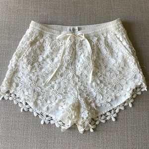 Abercrombie lace shorts
